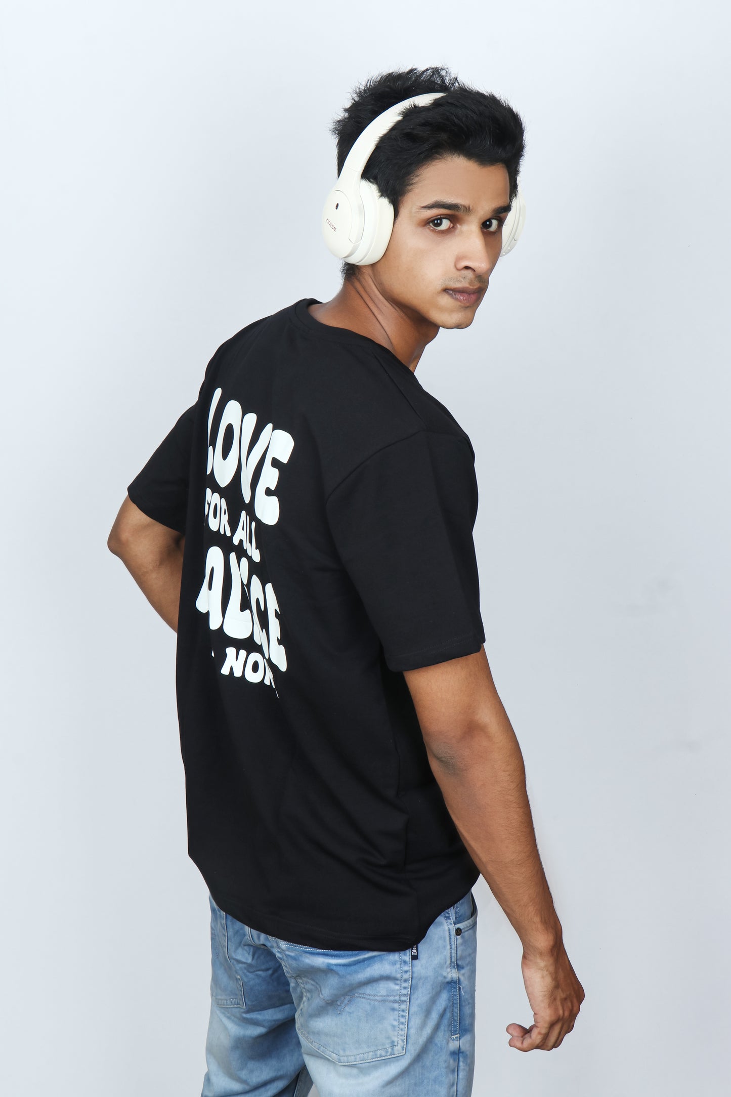 LOVE FOR ALL RELAXED FIT TSHIRT